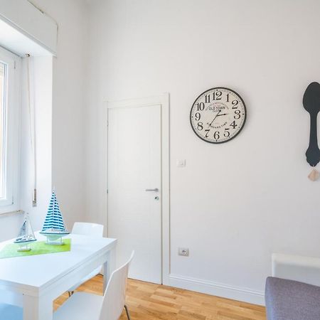 Le Scale Sul Porto . Marina Centro Storico. Ac Apartment Cagliari Exterior photo
