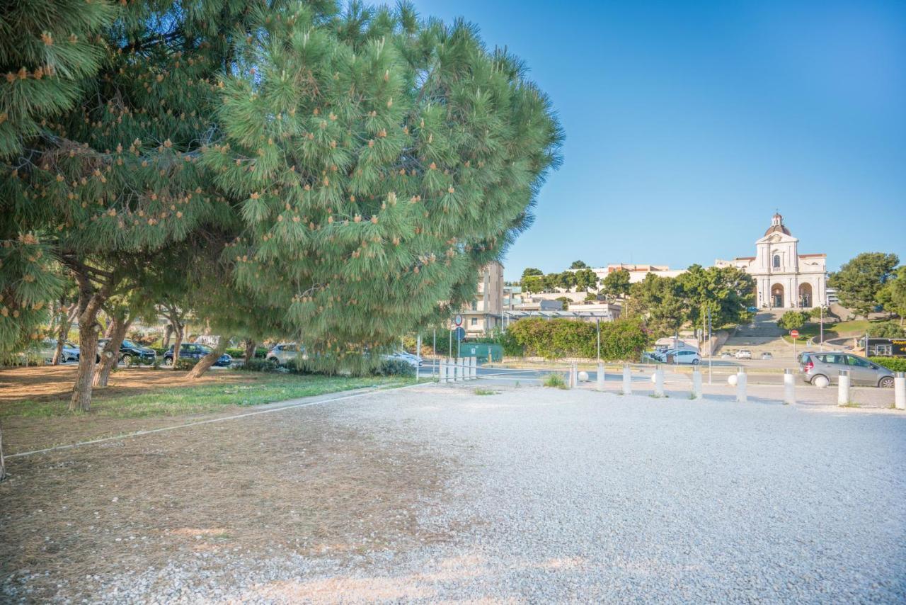 Le Scale Sul Porto . Marina Centro Storico. Ac Apartment Cagliari Exterior photo