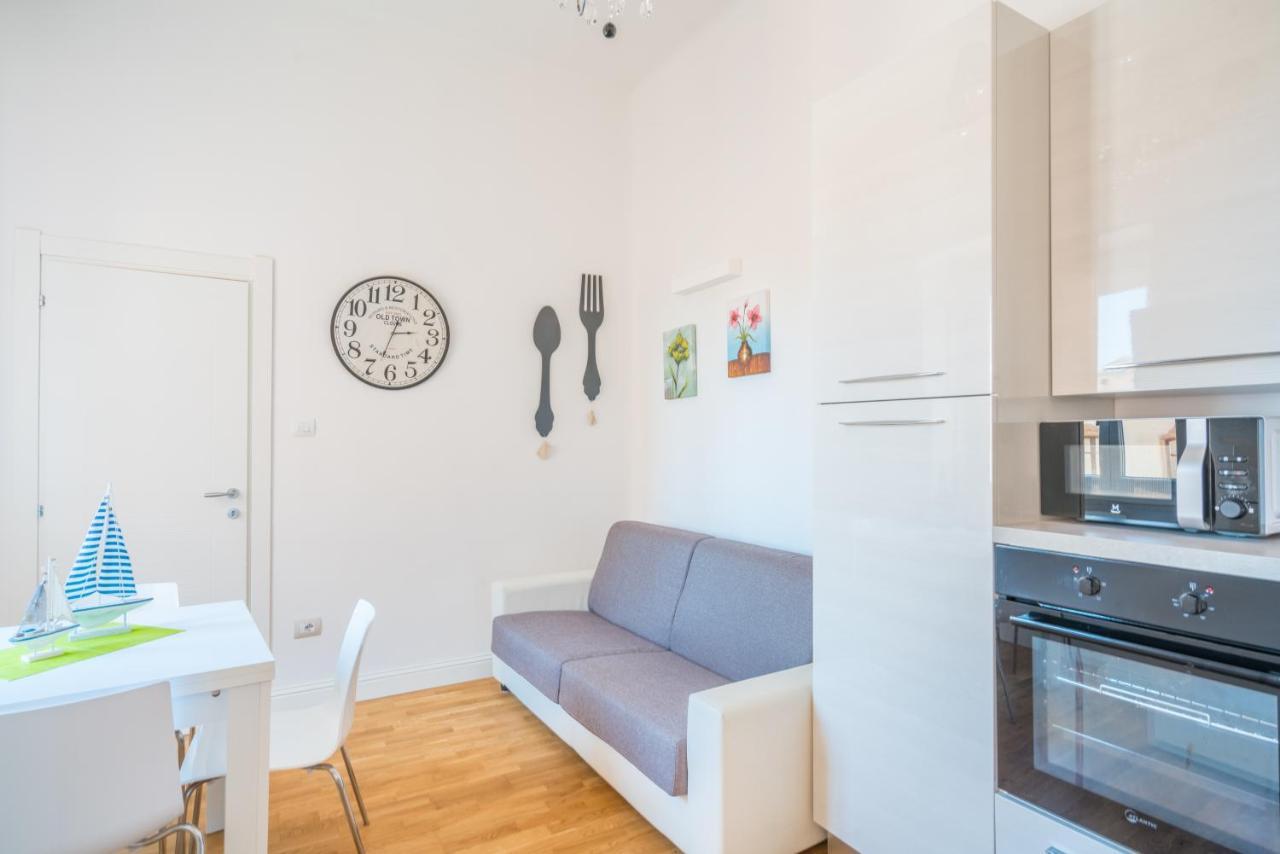 Le Scale Sul Porto . Marina Centro Storico. Ac Apartment Cagliari Exterior photo